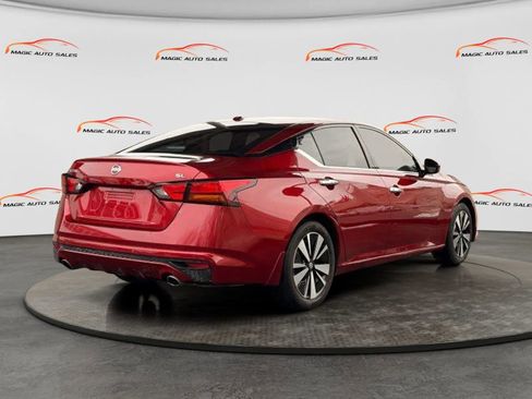 Used 2020 Nissan Altima 2.5 SL FWD image 9