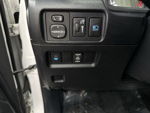 Used 2020 Toyota 4Runner Venture image 33