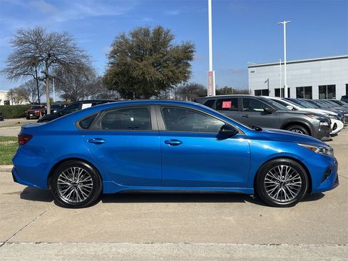 Used 2023 Kia Forte GT-Line w/ GT-Line Premium Package image 3