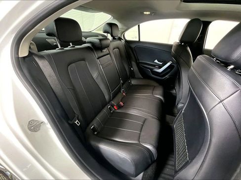 Used 2020 Mercedes-Benz A 220 image 27