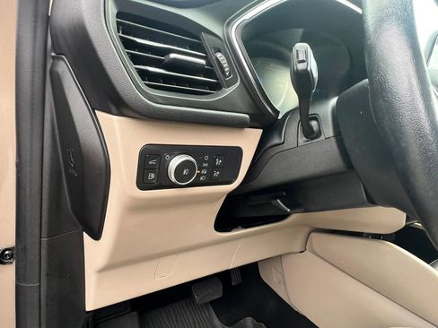 Used 2020 Ford Escape Titanium w/ Titanium Premium Package 2.0 image 23