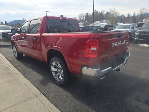 New 2026 RAM 1500 4x4 Crew Cab image 4