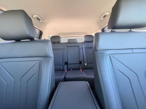New 2026 Hyundai Santa Fe SEL FWD image 2