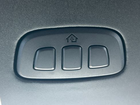 New 2025 Ford Bronco Badlands image 57