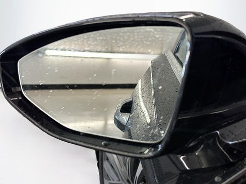 Used 2019 Audi A8 L 3.0T w/ Executive Package AWD/4WD image 16