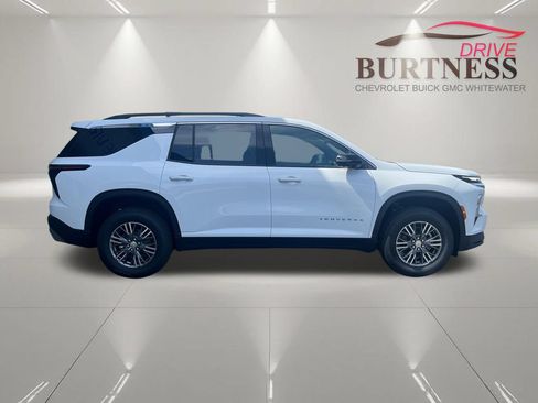 New 2026 Chevrolet Traverse LT w/ Driver Confidence Package FWD image 8