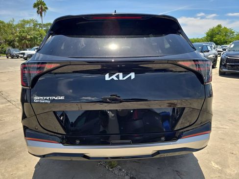 New 2026 Kia Sportage SX FWD image 7