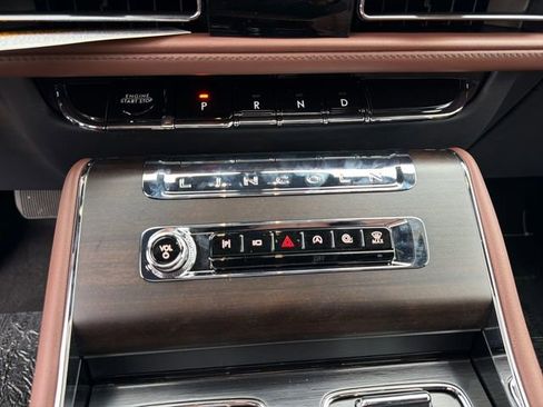 New 2026 Lincoln Aviator Reserve AWD/4WD image 32