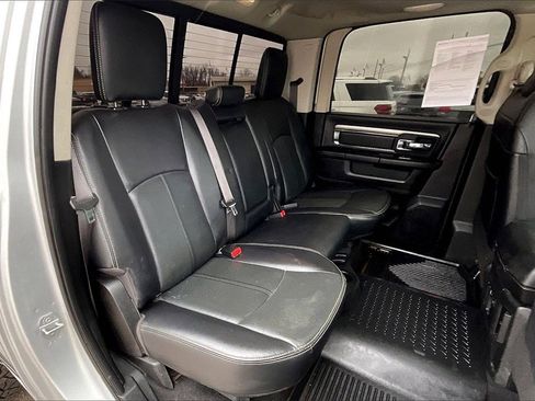 Used 2018 RAM 2500 Laramie w/ Sport Appearance Group image 26