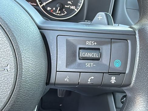 Certified 2024 Nissan Rogue SV AWD/4WD image 11