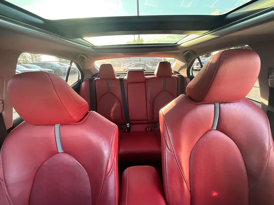 Used 2019 Toyota Camry XSE FWD image 35