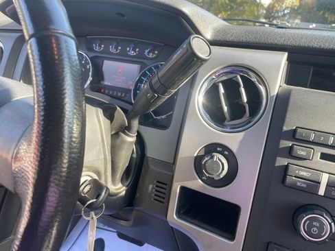 Used 2012 Ford F150 XLT w/ XLT Chrome Pkg image 25