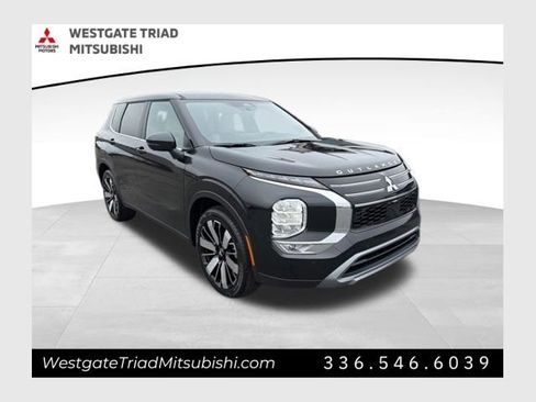 New 2026 Mitsubishi Outlander AWD image 1