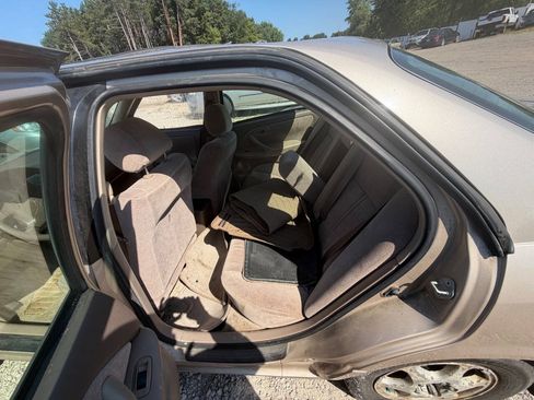 Used 1999 Toyota Camry LE FWD image 17