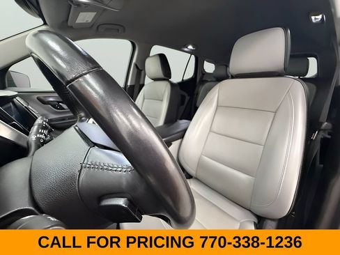 Used 2022 GMC Terrain SLT AWD/4WD image 11