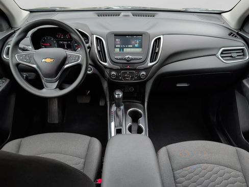 Used 2018 Chevrolet Equinox LT AWD/4WD image 18