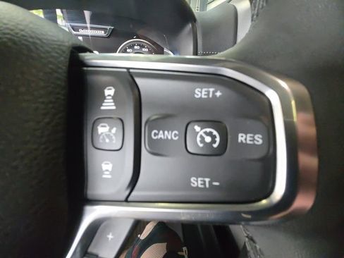 Used 2025 RAM 3500 Laramie AWD/4WD image 19