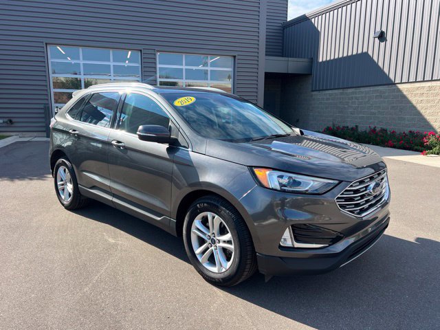 Used 2019 Ford Edge SEL w/ Equipment Group 201A AWD/4WD image 3