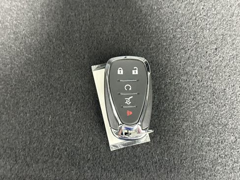 Used 2023 Chevrolet Traverse LT FWD image 30