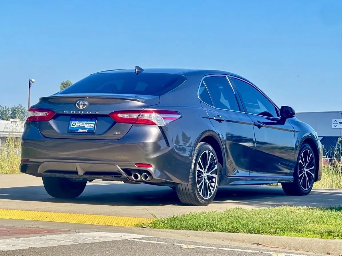 Used 2020 Toyota Camry SE w/ Protection Package (Q2) FWD image 6