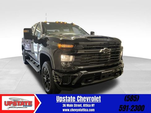 Used 2025 Chevrolet Silverado 2500 Custom w/ Custom Value Package image 1