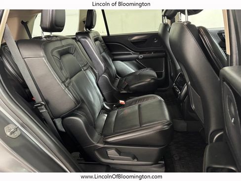 Used 2023 Lincoln Aviator Reserve w/ Elements Package Plus AWD/4WD image 11