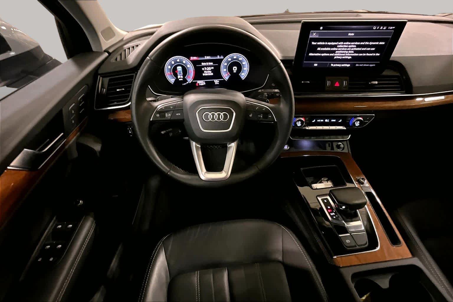 Used 2023 Audi Q5 2.0T Premium Plus w/ Premium Plus Package AWD/4WD image 6