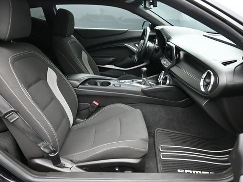 Used 2019 Chevrolet Camaro SS RWD image 20