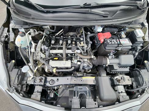 Used 2023 Nissan Versa S image 11