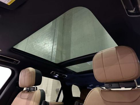 New 2026 Land Rover Range Rover Sport Dynamic SE image 11