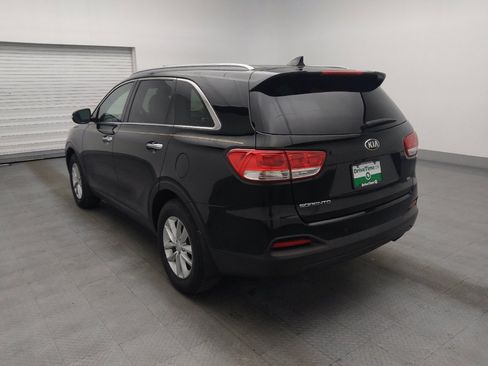 Used 2018 Kia Sorento FWD image 5