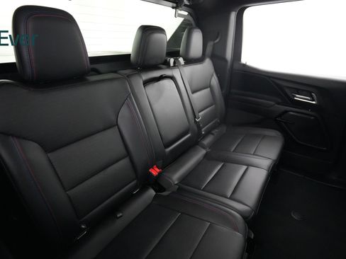 Used 2025 Chevrolet Silverado EV RST AWD/4WD image 5