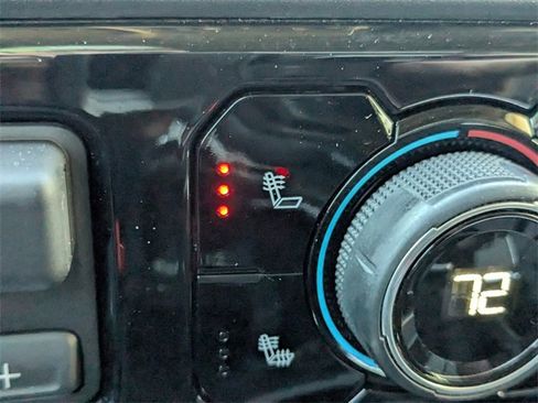 Used 2022 Chevrolet Silverado 1500 RST image 22