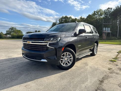 Used 2023 Chevrolet Tahoe LT image 2