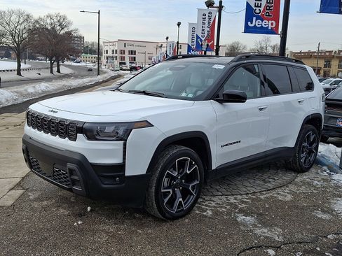 New 2026 Jeep Cherokee Overland image 3