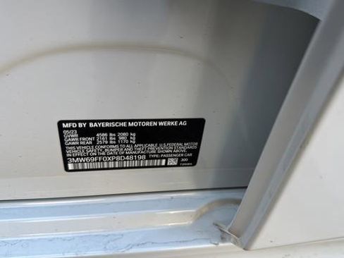 Used 2023 BMW 330i Sedan w/ Premium Package image 32