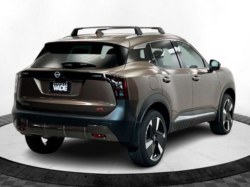New 2025 Nissan Kicks SR image 5