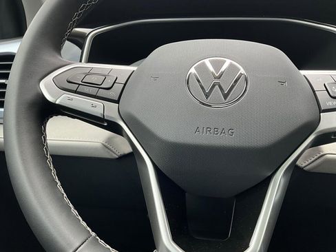 New 2026 Volkswagen Taos SE AWD/4WD image 23