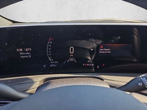 Used 2024 Cadillac XT4 Premium Luxury FWD image 14