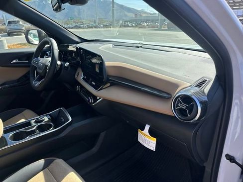 New 2026 Chevrolet Equinox ACTIV AWD/4WD image 19