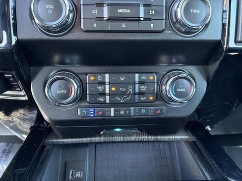 Used 2020 Ford F250 Lariat w/ Lariat Ultimate Package image 24