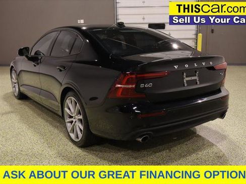 Used 2020 Volvo S60 T6 Momentum w/ Protection Package Premier AWD/4WD image 5