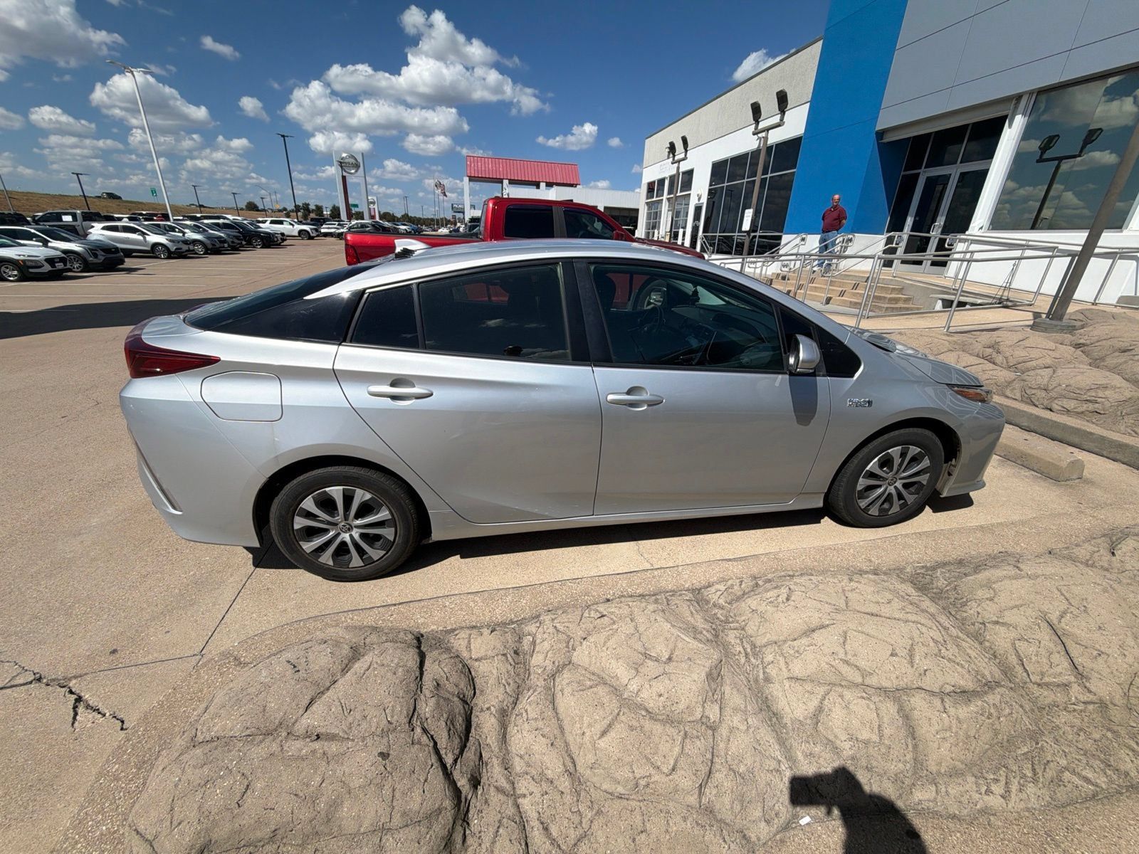 Used 2021 Toyota Prius Prime LE FWD image 7