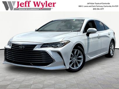 Used 2019 Toyota Avalon XLE w/ Moonroof Package