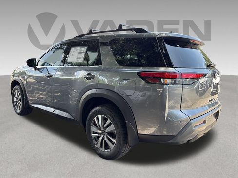 New 2026 Nissan Pathfinder SL FWD image 21