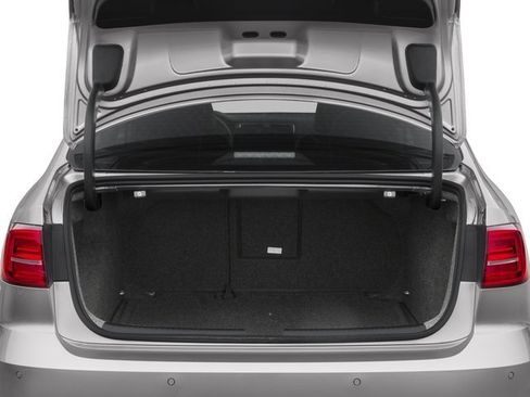 Used 2016 Volkswagen Jetta GLI SEL FWD image 11