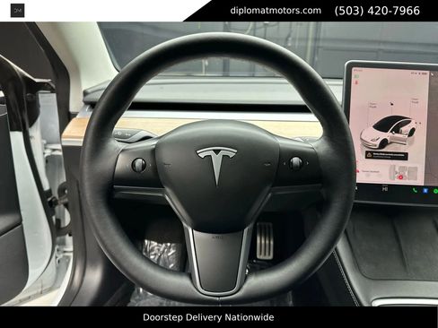 Used 2022 Tesla Model 3 Performance image 26