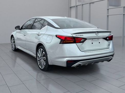 Used 2023 Nissan Altima 2.5 SL AWD/4WD image 6