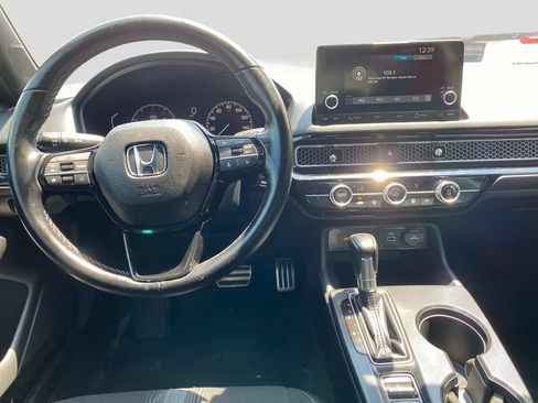 Used 2022 Honda Civic Sport image 12