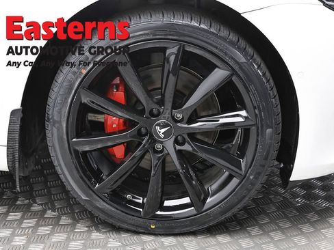 Used 2019 Tesla Model 3 Long Range image 25